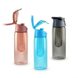   Fľaša s filtrom v rôznych farbách s držiakom na ovocie 660 ml 5999576400589
