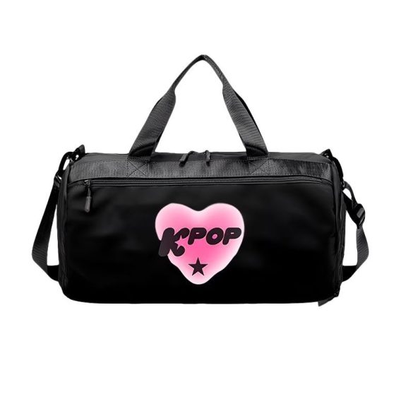 Štýlová obrovská cestovná a športová taška s motívmi K-POP – so samostatným priestorom na topánky DG8714960