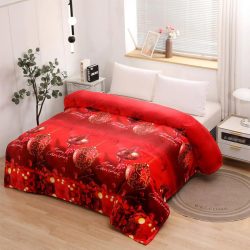   Vianočná deka 150×200 cm – červená so zlatým vzorom KMT150X200