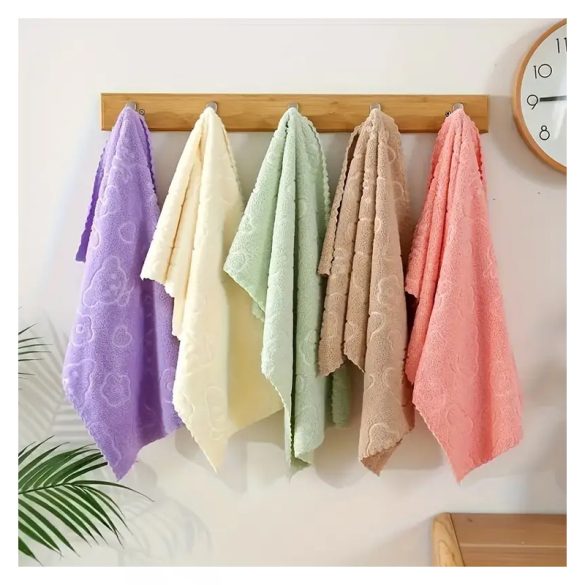 1 ks škôlkarský uterák – 30 × 50 cm – dievčenské farby OVITL