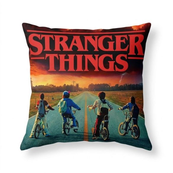 Dekoračný vankúš s motívom Stranger Things ST-02