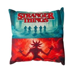 Dekoračný vankúš s motívom Stranger Things ST-03