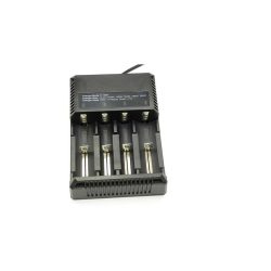 Univerzálna nabíjačka batérií I4