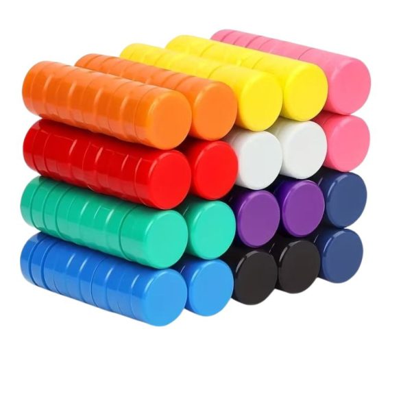 40-dielna sada magnetov v rôznych farbách – pre použitie v kancelárii a doma holm20174