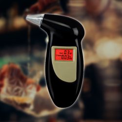 Alkohol tester s digitálnym displejom